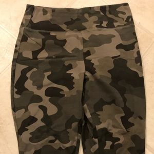 Camo leggings.